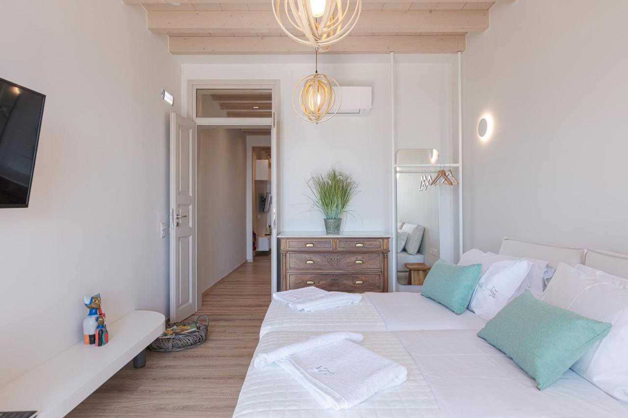 V77 Seafront Suites Rétino Exterior foto