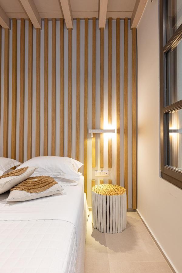 V77 Seafront Suites Rétino Exterior foto