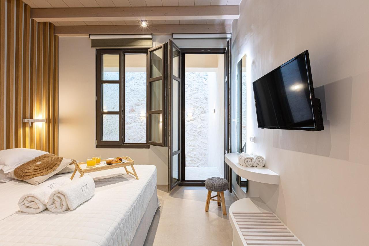 V77 Seafront Suites Rétino Exterior foto